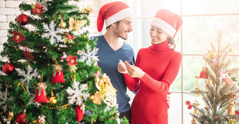 tips to keep your smile healthy over the holidays